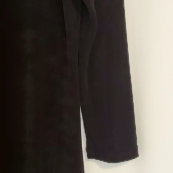 Michael Kors Size S, Black slinky soft knit 3/4 sl dress w/gold grommet trim - Picture 9 of 9